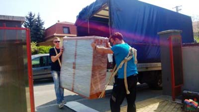 Cheap removals London