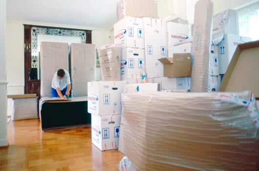 London cheap flat removals